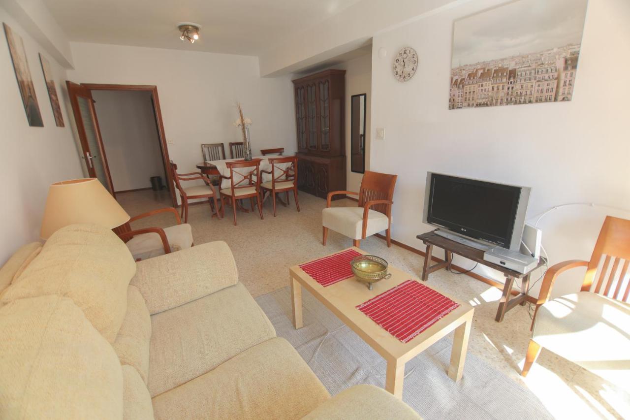 Rentalsevilla Apartamento Luminoso Con 3 Dormitorios Екстериор снимка