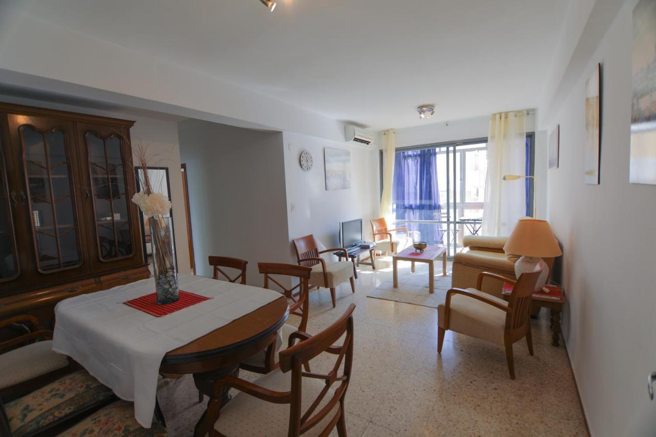 Rentalsevilla Apartamento Luminoso Con 3 Dormitorios Екстериор снимка