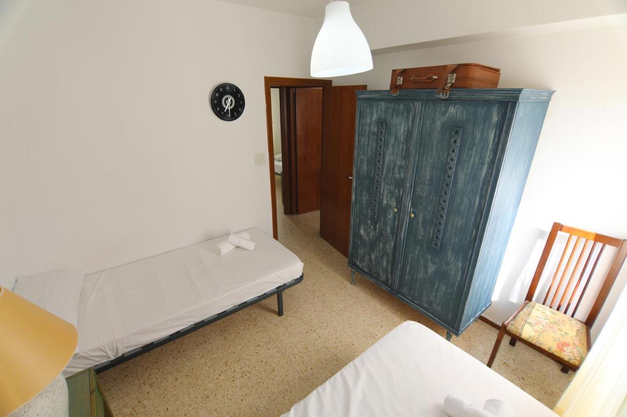 Rentalsevilla Apartamento Luminoso Con 3 Dormitorios Екстериор снимка